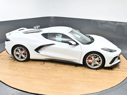 Used 2023 Chevrolet Corvette Stingray Preferred Cpe w/ Z51 Performance Package RWD image 45