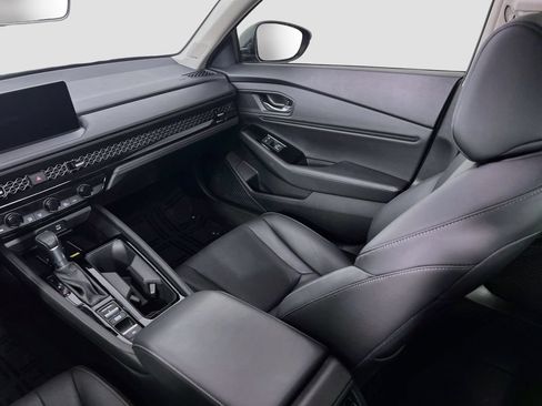 Used 2025 Honda Accord Touring image 22