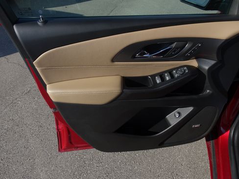 Used 2023 Chevrolet Traverse Premier w/ LPO, Floor Liner Package FWD image 13