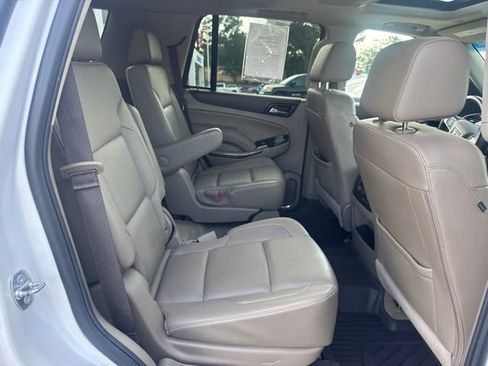 Used 2017 GMC Yukon SLT w/ Premium Edition RWD image 15