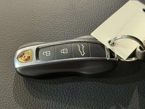 Certified 2023 Porsche Cayenne AWD/4WD image 42
