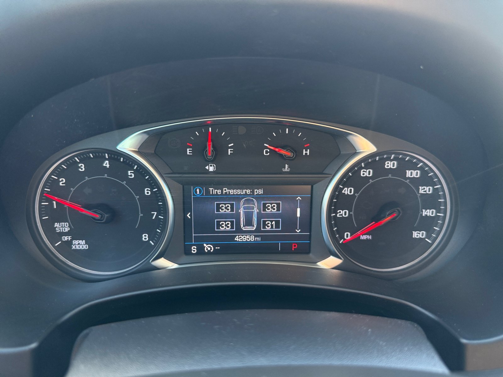 Used 2024 GMC Terrain SLE FWD image 11
