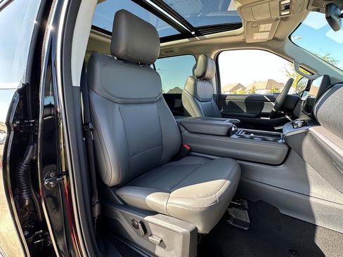 New 2025 Ford Expedition Max Active image 74