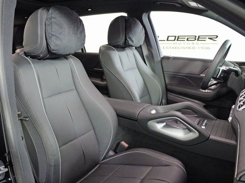 New 2026 Mercedes-Benz GLS 580 4MATIC image 35