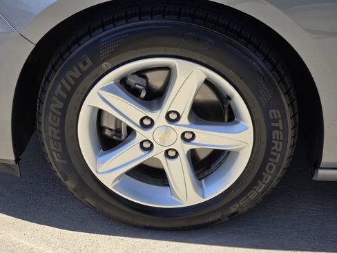 Used 2024 Chevrolet Malibu LS FWD image 8