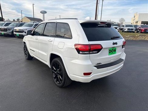Used 2021 Jeep Grand Cherokee Laredo X image 10