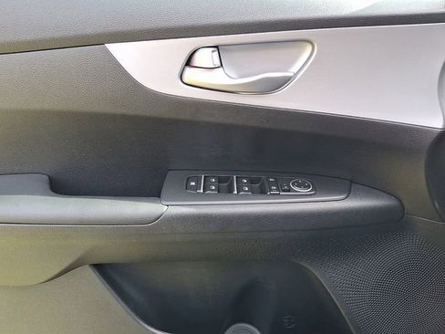 Certified 2024 Kia Forte LXS FWD image 11