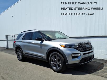 Certified 2023 Ford Explorer XLT w/ Equipment Group 202A