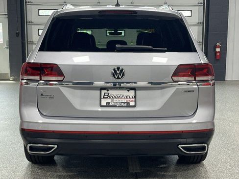Used 2023 Volkswagen Atlas SE w/ Black Wheel Package AWD/4WD image 4