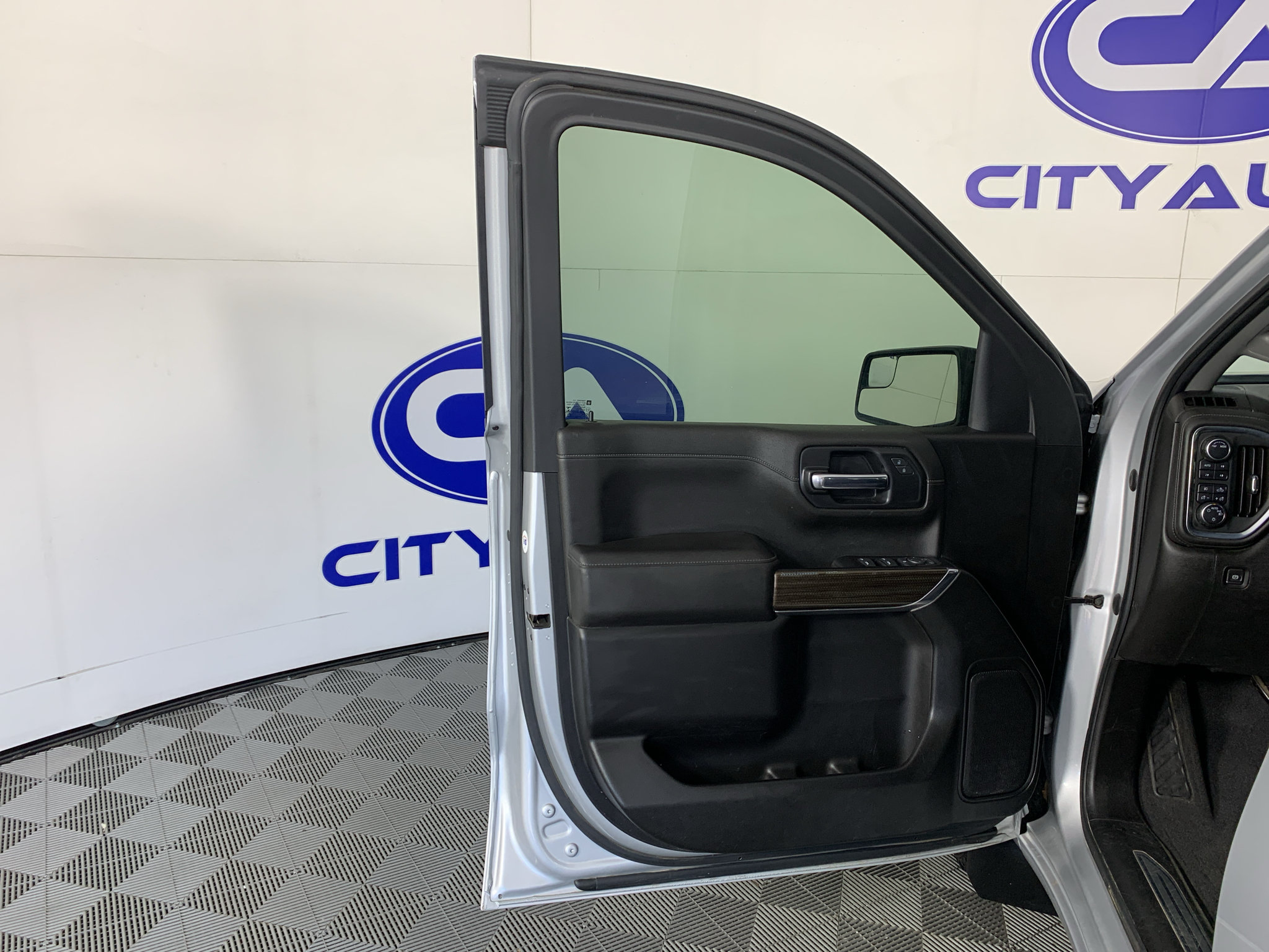 Used 2022 Chevrolet Silverado 1500 RST AWD/4WD image 12