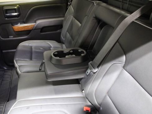Used 2018 Chevrolet Silverado 1500 High Country AWD/4WD image 23