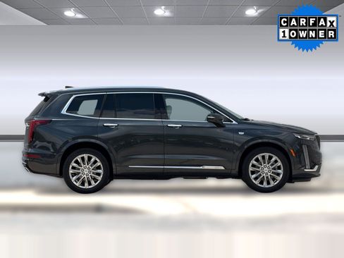 Used 2022 Cadillac XT6 Premium Luxury w/ Technology Package FWD image 8