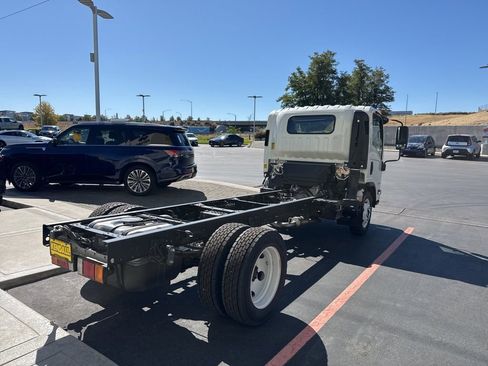 New 2025 Chevrolet Low Cab Forward RWD image 9