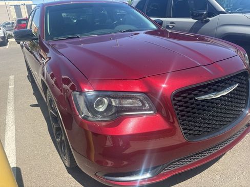 Used 2019 Chrysler 300 Touring w/ Sport Appearance Package image 2