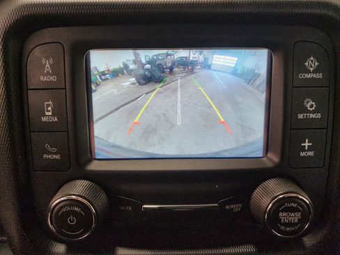 Used 2018 Jeep Wrangler Unlimited Sport image 17