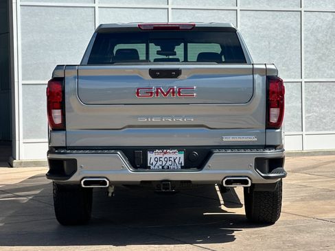 Used 2026 GMC Sierra 1500 Elevation w/ Elevation Premium Package AWD/4WD image 5