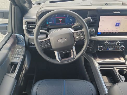 New 2026 Ford F450 Platinum w/ FX4 Off-Road Package image 15