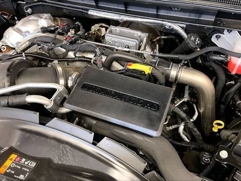 Used 2022 Chevrolet Silverado 2500 High Country w/ Safety Package II AWD/4WD image 32