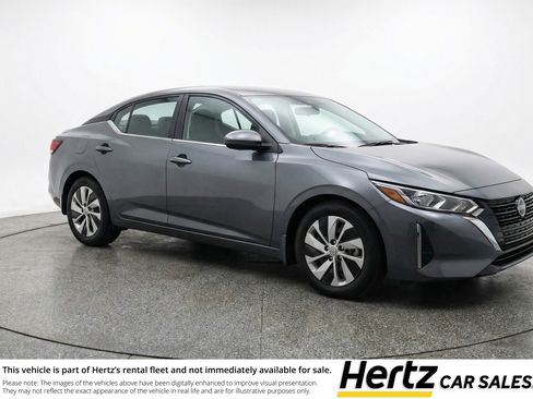 Used 2025 Nissan Sentra S image 1