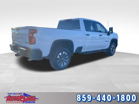 Used 2022 Chevrolet Silverado 2500 Custom w/ Custom Value Package image 7