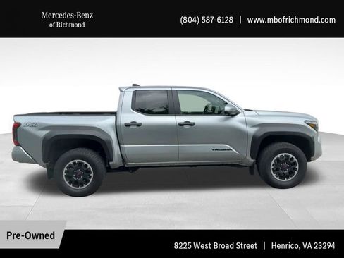 Used 2024 Toyota Tacoma TRD Off-Road w/ TRD Off Road Premium Package AWD/4WD image 3