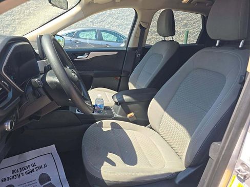 Used 2020 Ford Escape SE AWD/4WD image 3