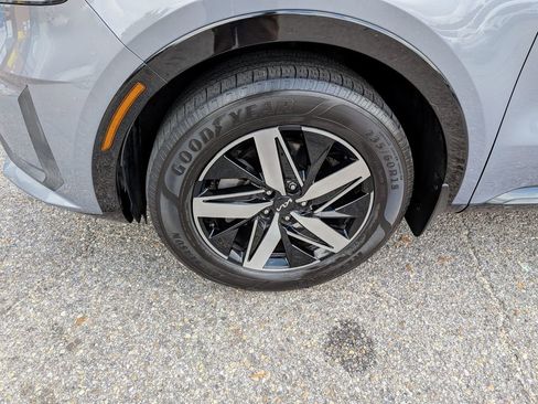 Used 2022 Kia Sorento S w/ Panoramic Sunroof Package image 36