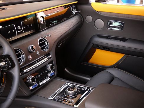 Certified 2022 Rolls-Royce Ghost w/ Ghost Package image 25