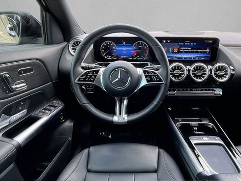 Used 2026 Mercedes-Benz GLA 250 image 6