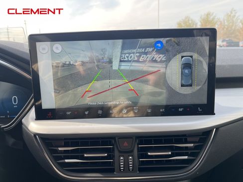 New 2024 Ford Escape SE w/ PHEV Premium Package image 20