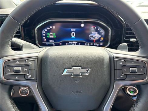 Used 2024 Chevrolet Silverado 1500 ZR2 w/ Technology Package AWD/4WD image 17