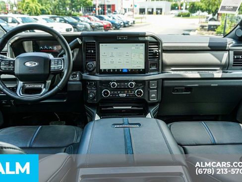 Used 2025 Ford F450 Platinum w/ FX4 Off-Road Package image 25