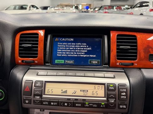 Used 2007 Lexus SC 430 Convertible w/ Preferred Accessory Pkg RWD image 27