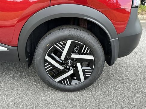 New 2026 Nissan Kicks SV image 14