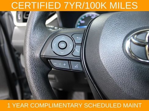 Used 2022 Toyota RAV4 XLE AWD/4WD image 20