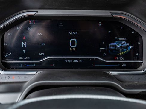 Used 2025 GMC Sierra 2500 Denali Ultimate image 20