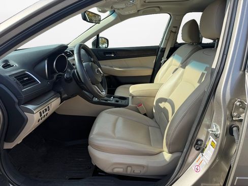 Used 2018 Subaru Outback 3.6R Limited image 11