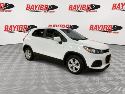 Used 2020 Chevrolet Trax LS w/ Tint and Cruise Package FWD image 2