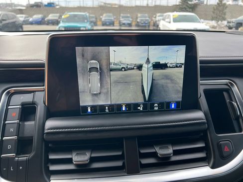 Used 2022 Chevrolet Tahoe Z71 w/ Luxury Package image 46