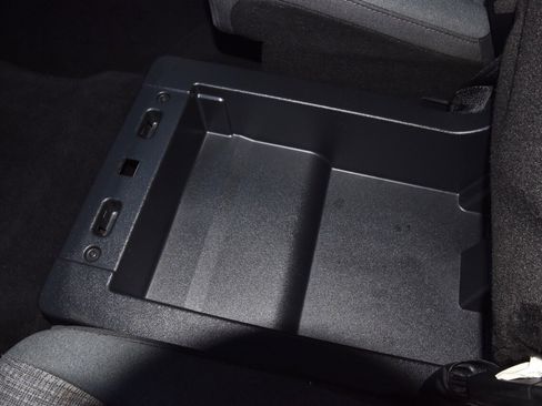 Used 2023 Ford F150 XLT image 29