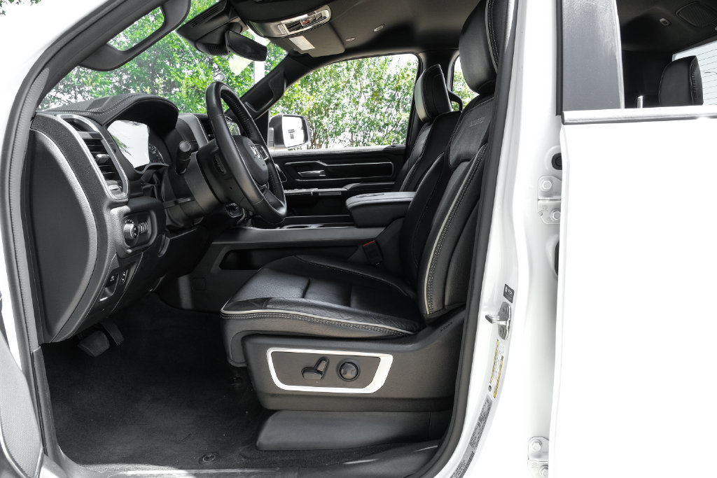 Used 2023 RAM 1500 Laramie AWD/4WD image 48