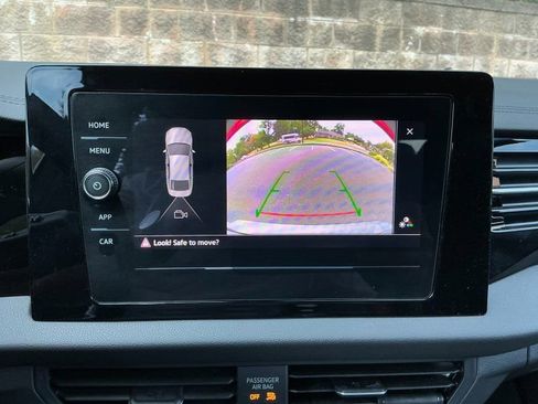 Used 2025 Volkswagen Jetta Sport image 21