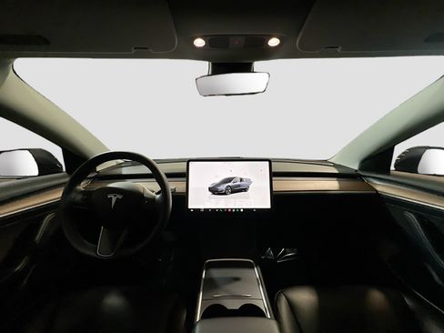 Used 2023 Tesla Model 3 Standard Range RWD image 16