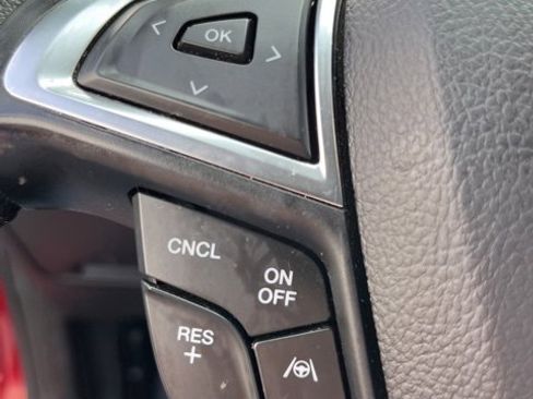 Used 2024 Ford Edge Titanium w/ Class II Trailer Tow Package image 14