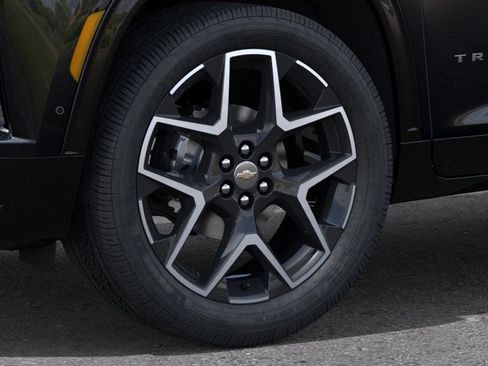 New 2026 Chevrolet Traverse High Country w/ LPO, Floor Liner Package image 9