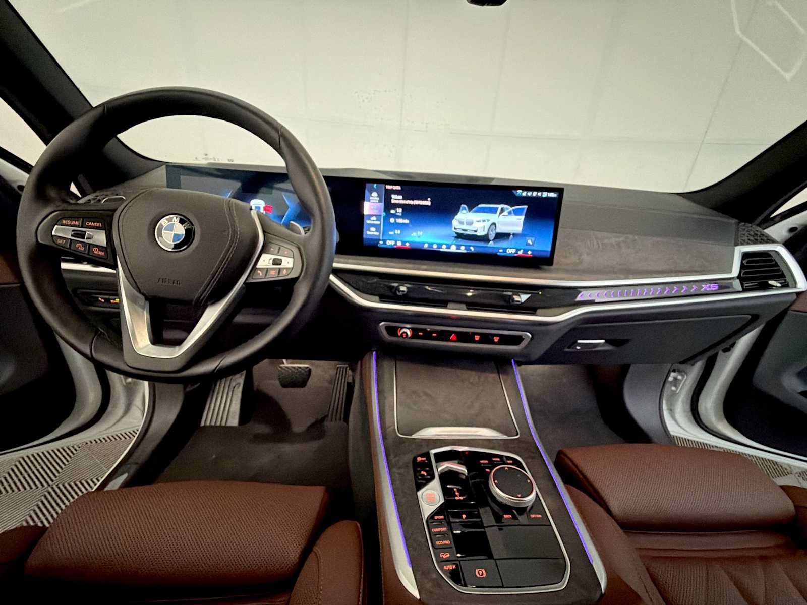 Used 2024 BMW X5 xDrive40i w/ Parking Assistance Package AWD/4WD image 12