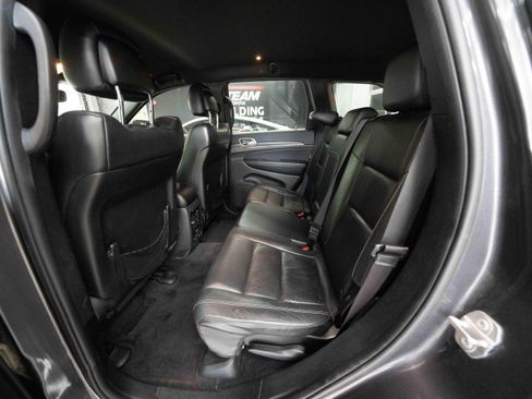 Used 2017 Jeep Grand Cherokee Limited AWD/4WD image 22