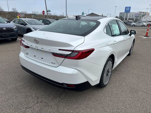 New 2026 Toyota Camry XLE AWD/4WD image 7