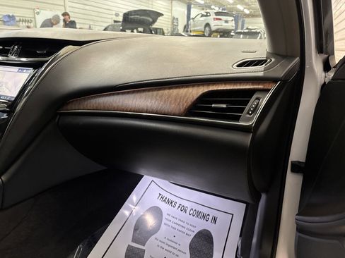 Used 2018 Cadillac CTS Luxury image 27