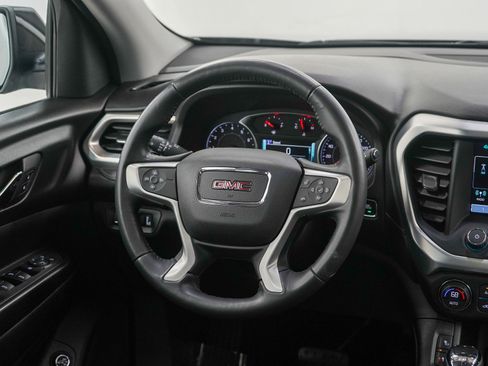Used 2018 GMC Acadia SLT AWD/4WD image 15